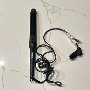 Bio Ionic Long Barrel Curling Iron 1.5 inch